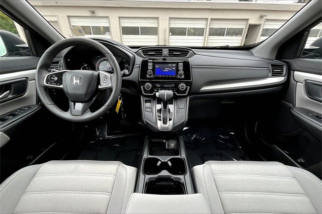 2017 Honda CR-V LX photo 13