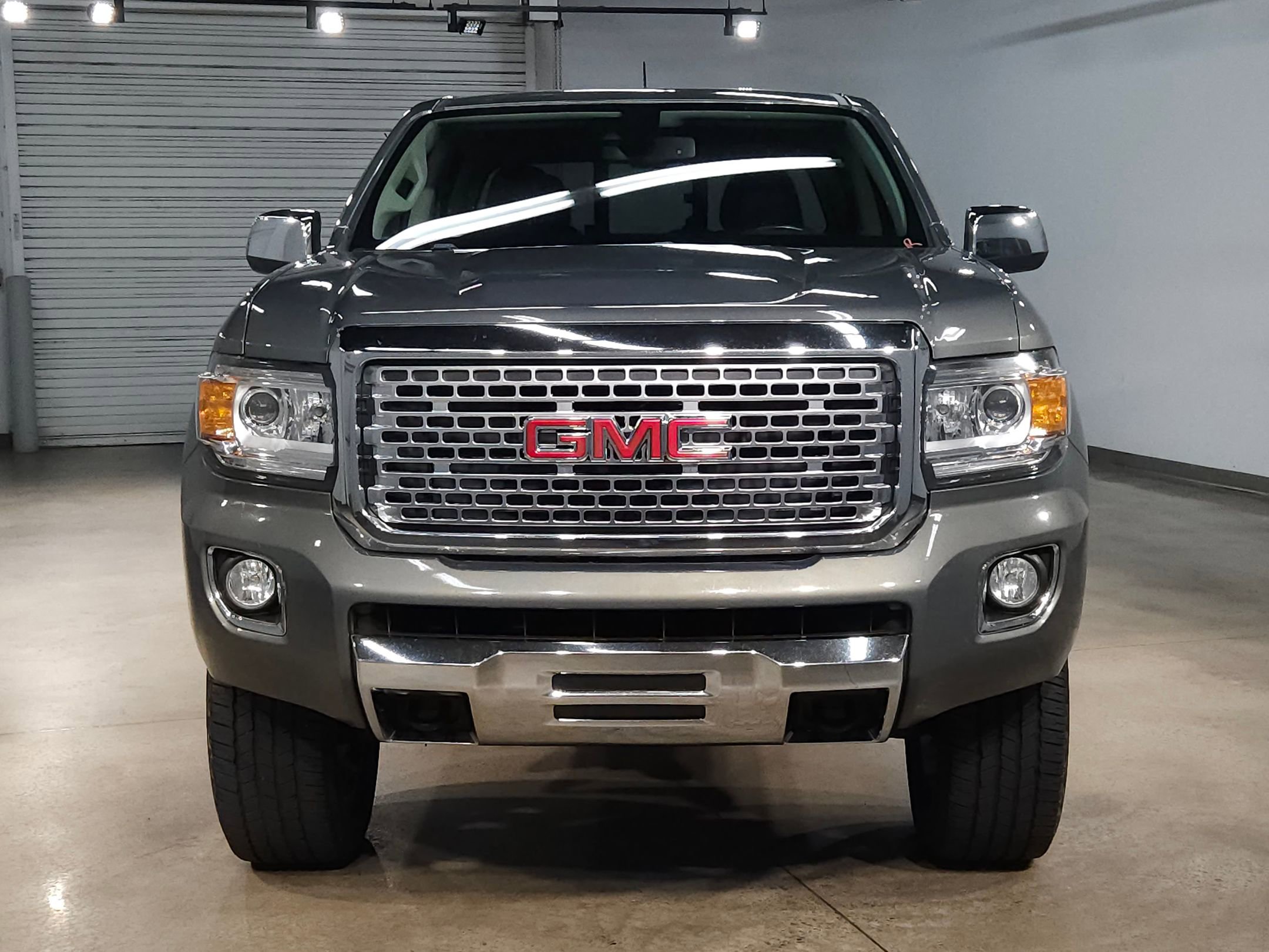 Used 2018 GMC Canyon Denali with VIN 1GTG6EEN5J1107118 for sale in Little Rock