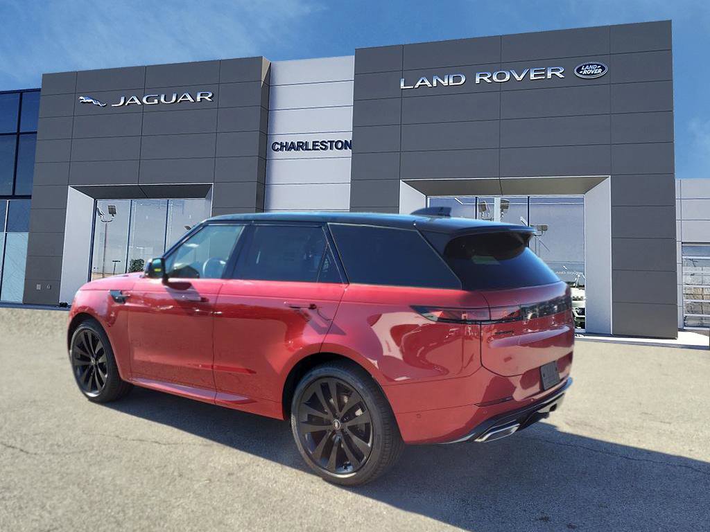 2025 Land Rover Range Rover Sport SE photo 3