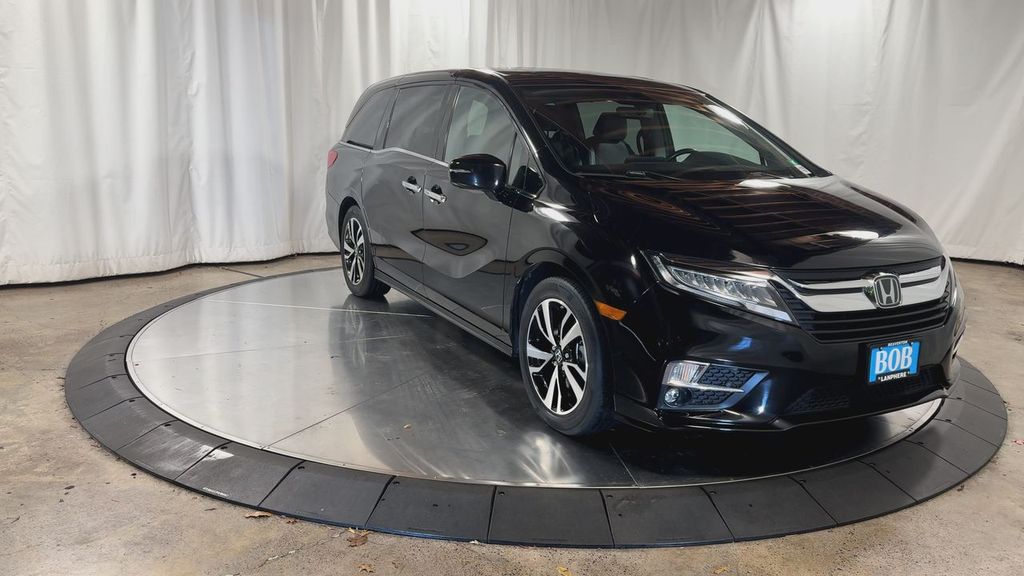 2019 Honda Odyssey Elite photo 3