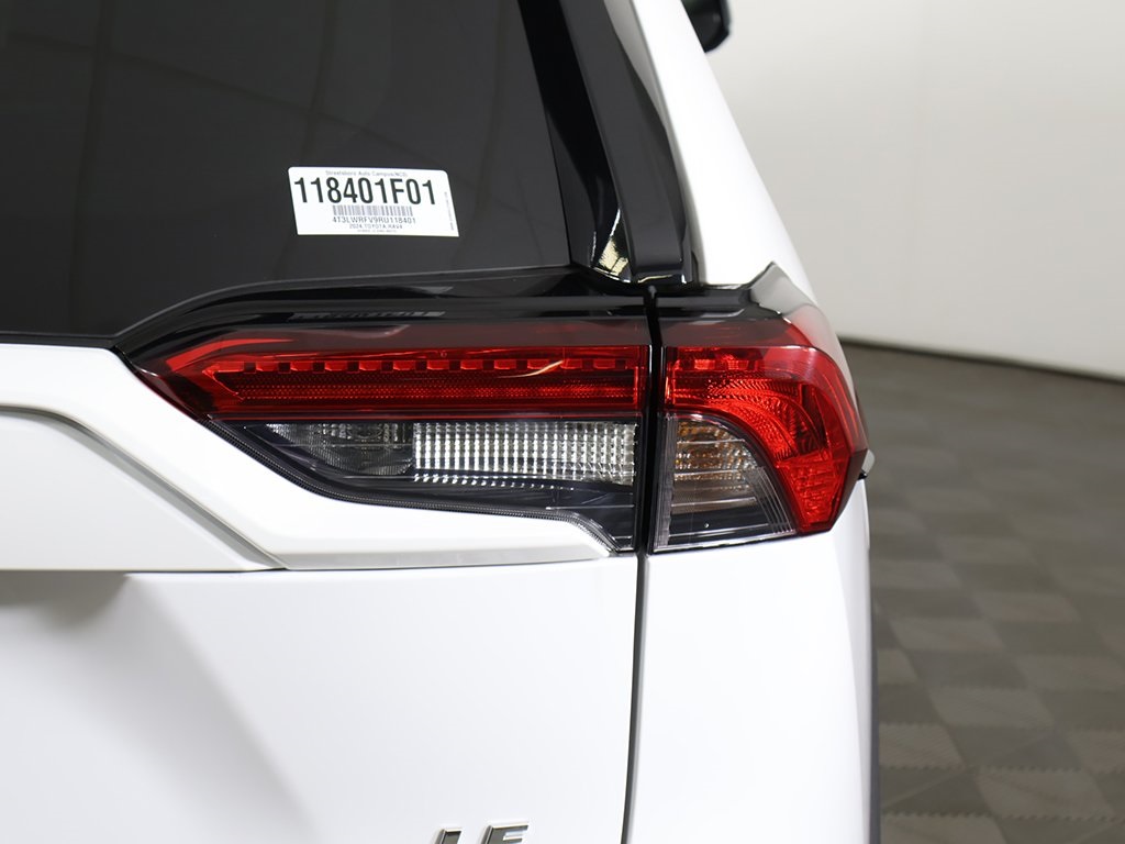 2024 Toyota RAV4 Hybrid LE photo 9