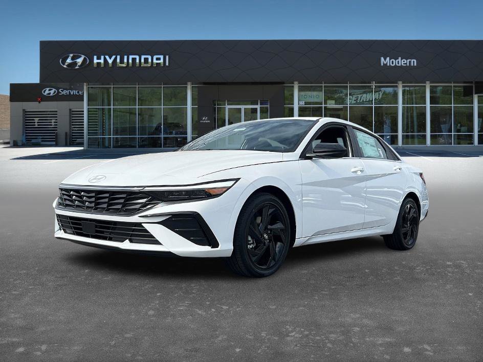 2026 Hyundai Elantra SEL's photo