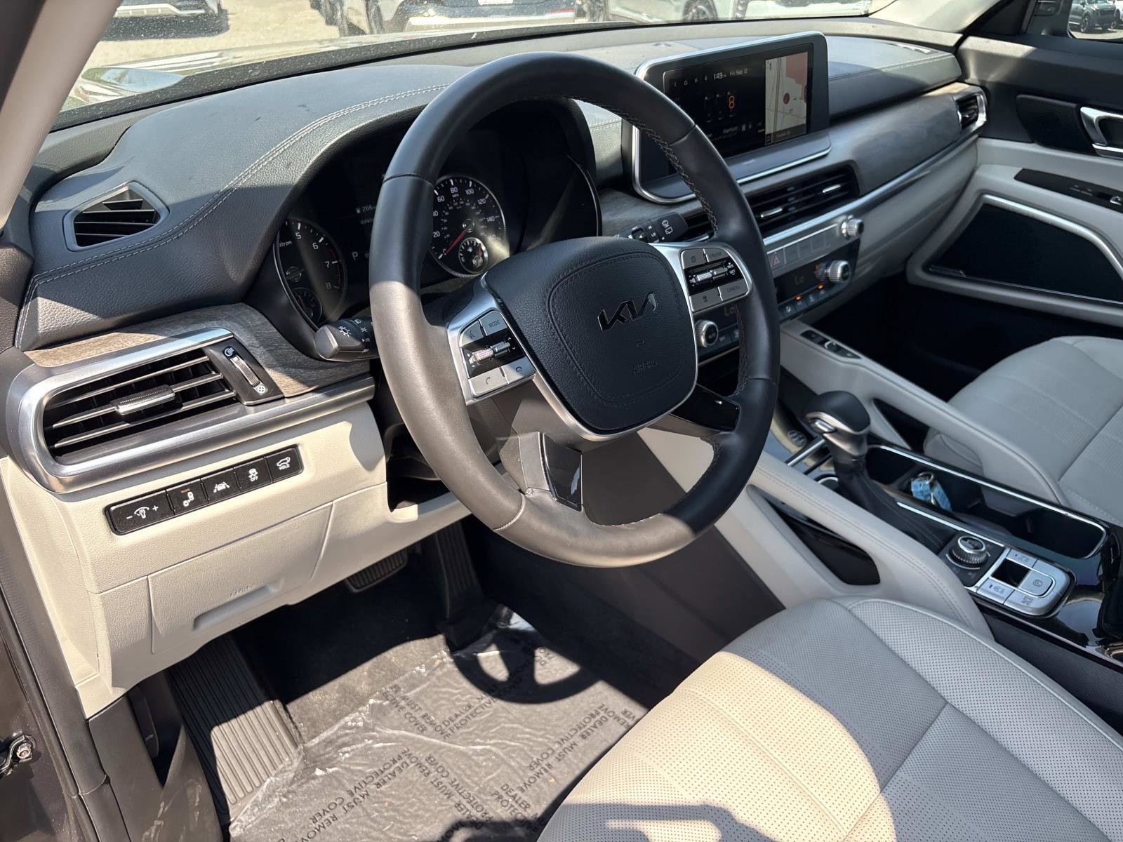 2022 Kia Telluride EX photo 28