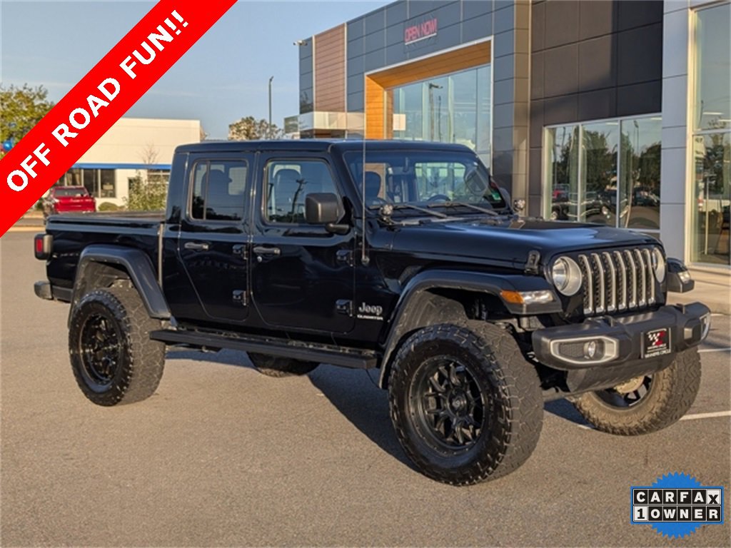 2022 Jeep Gladiator Overland's photo