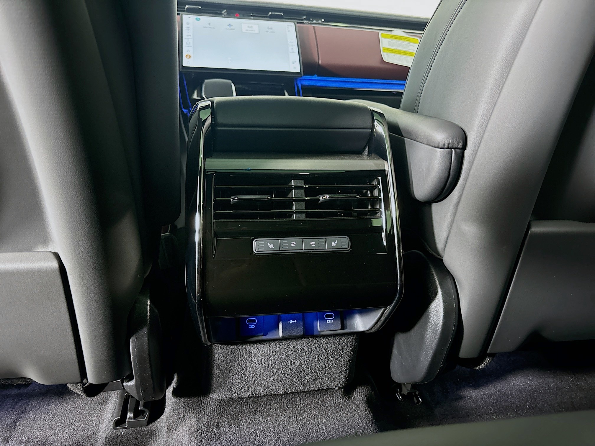 2025 Land Rover Range Rover Sport P400 Dynamic SE photo 23