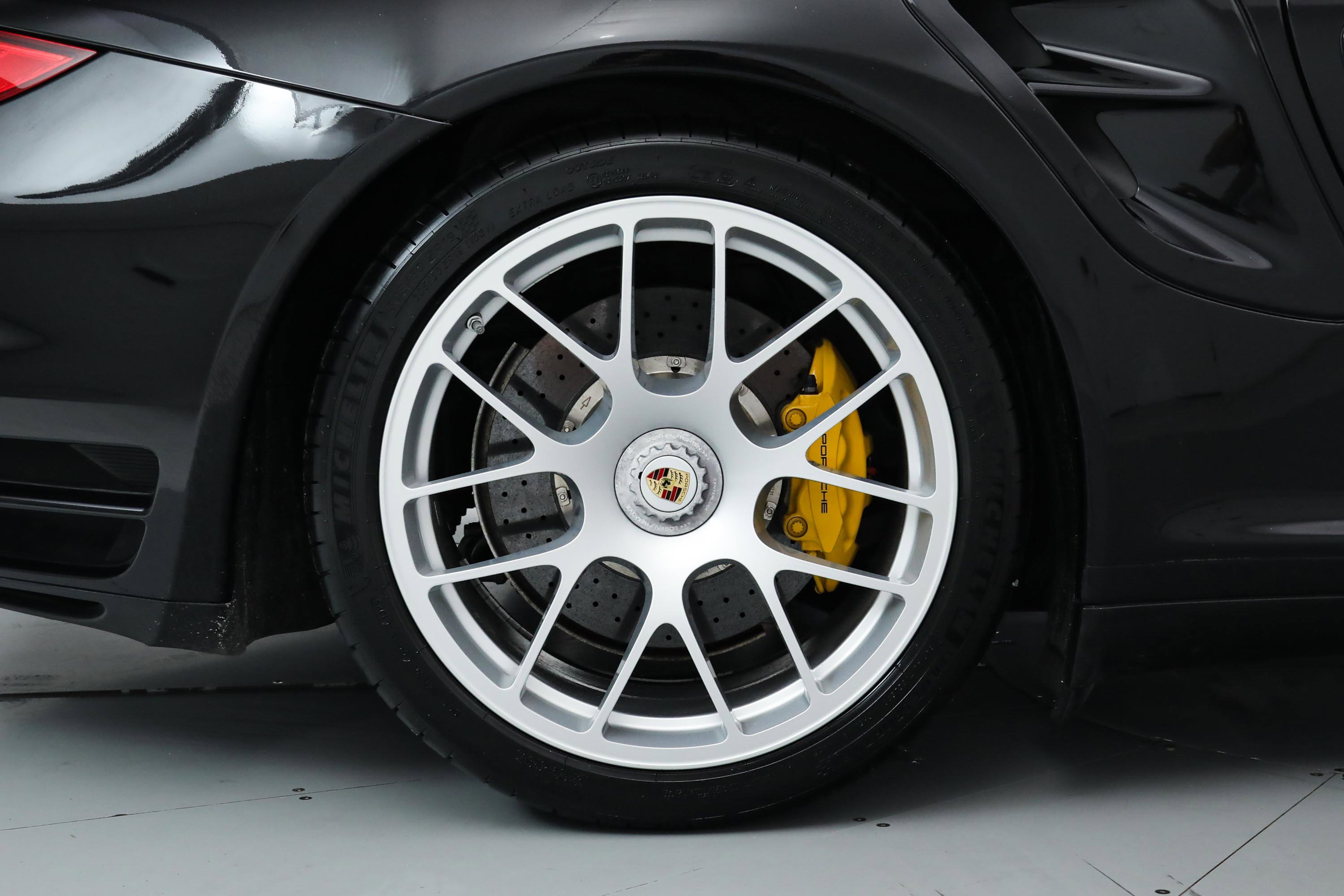 2012 Porsche 911 Turbo S photo 37