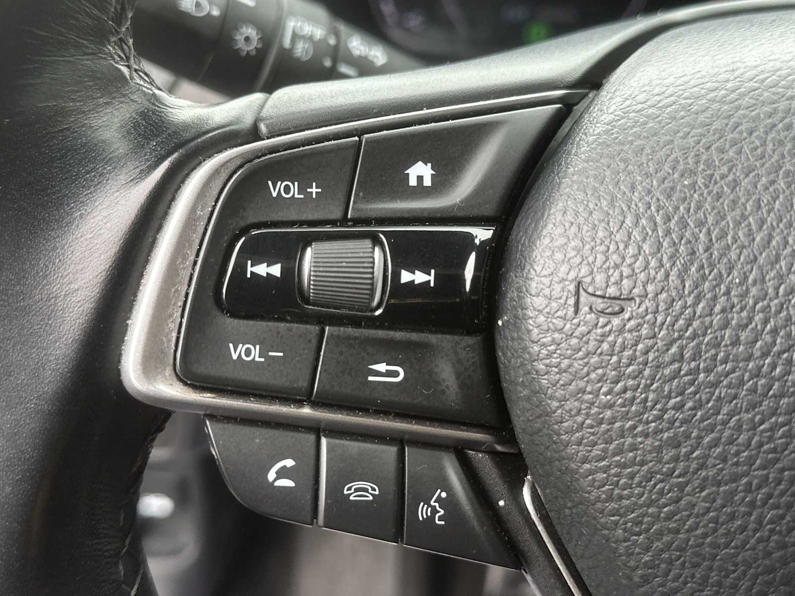 2021 Honda Accord EX-L photo 18