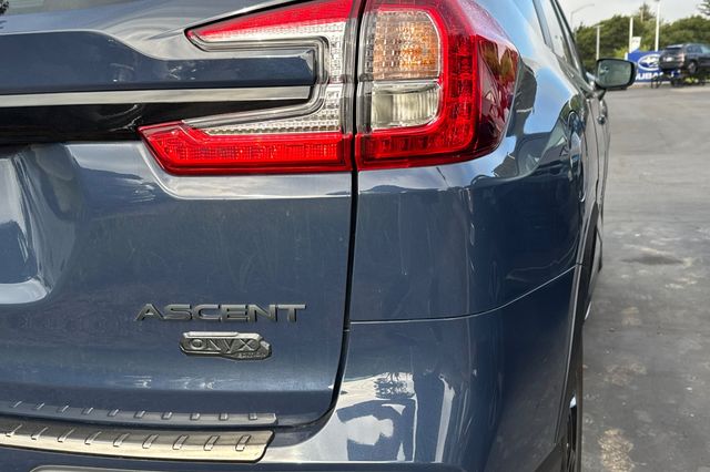 2023 Subaru Ascent Onyx Edition photo 4