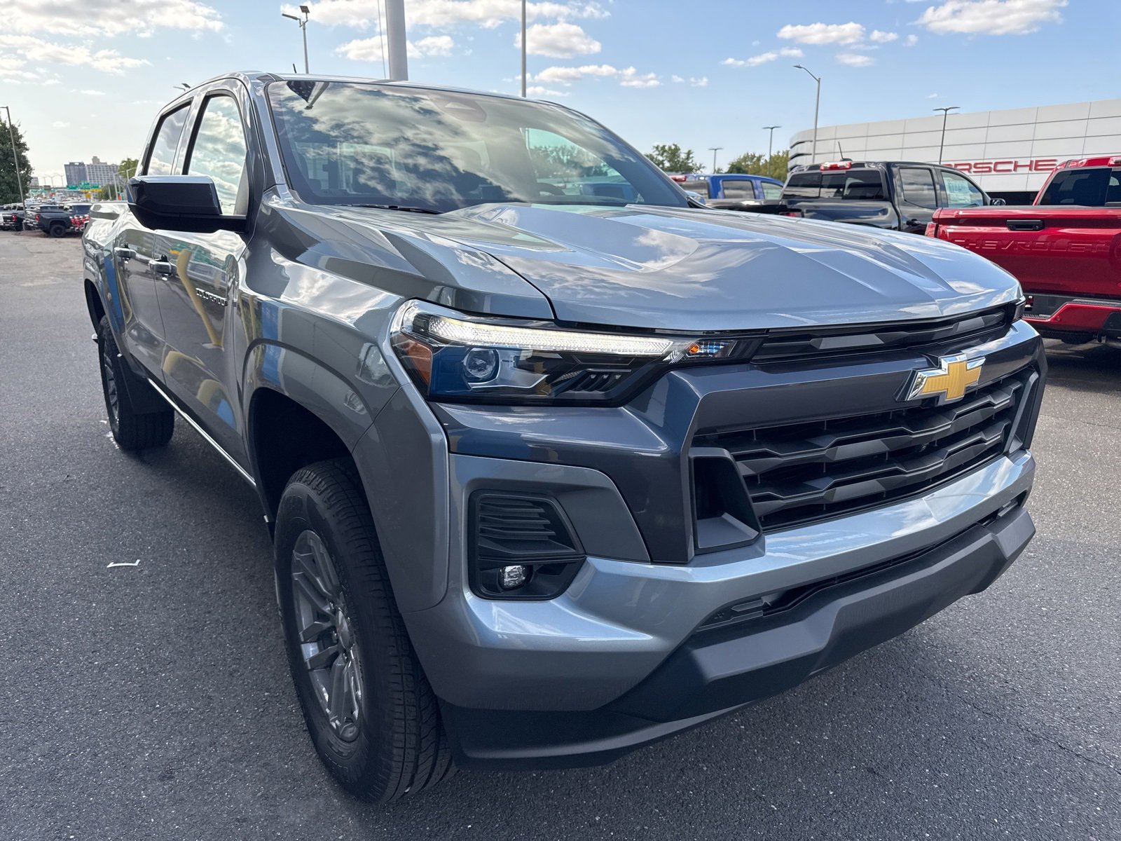 2025 Chevrolet Colorado Work Truck LT photo 3