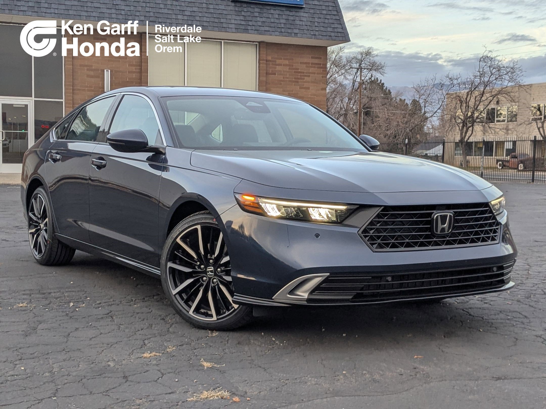 2025 Honda Accord Hybrid Touring's photo