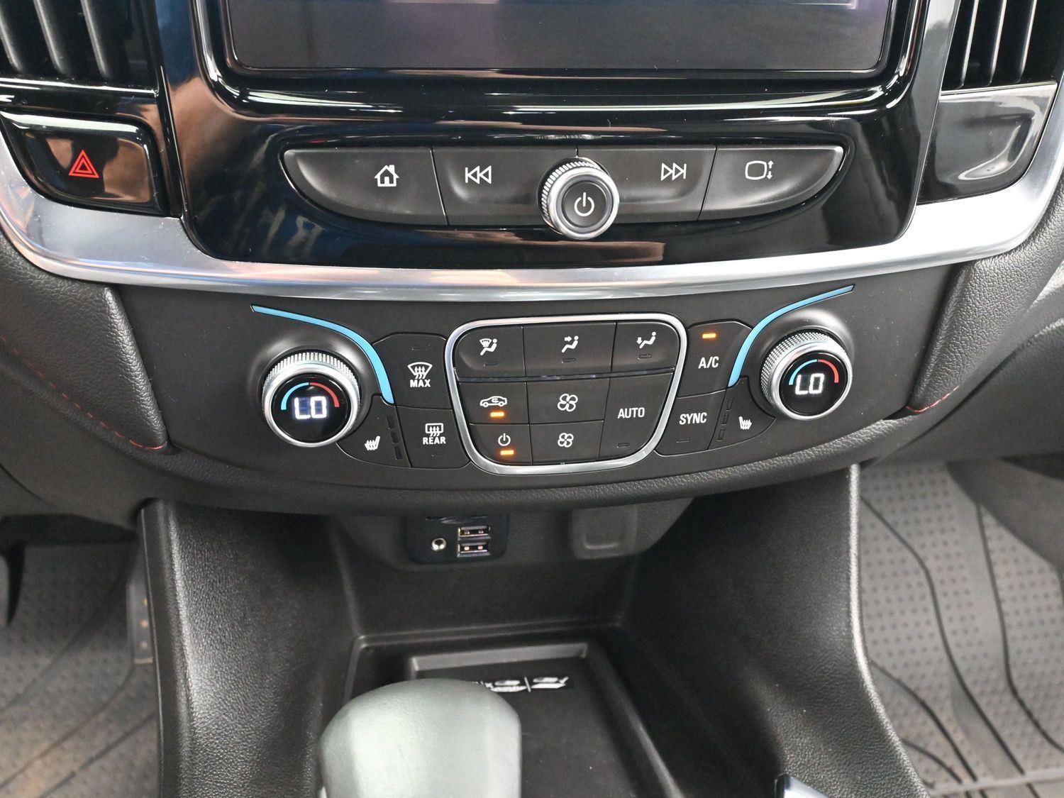 2023 Chevrolet Traverse RS photo 19