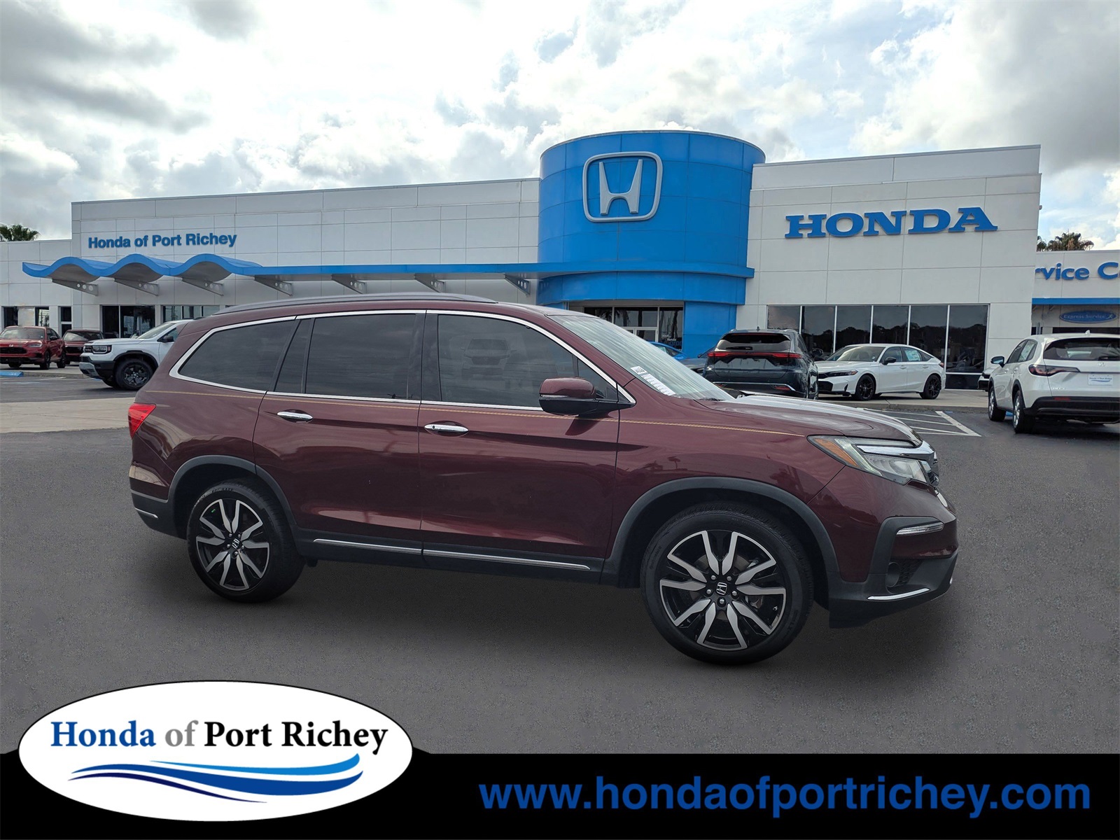 2022 Honda Pilot Elite's photo