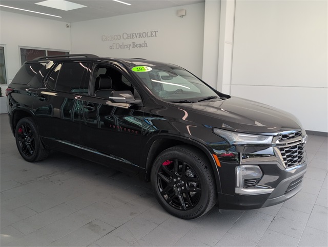 2022 Chevrolet Traverse Premier photo 2
