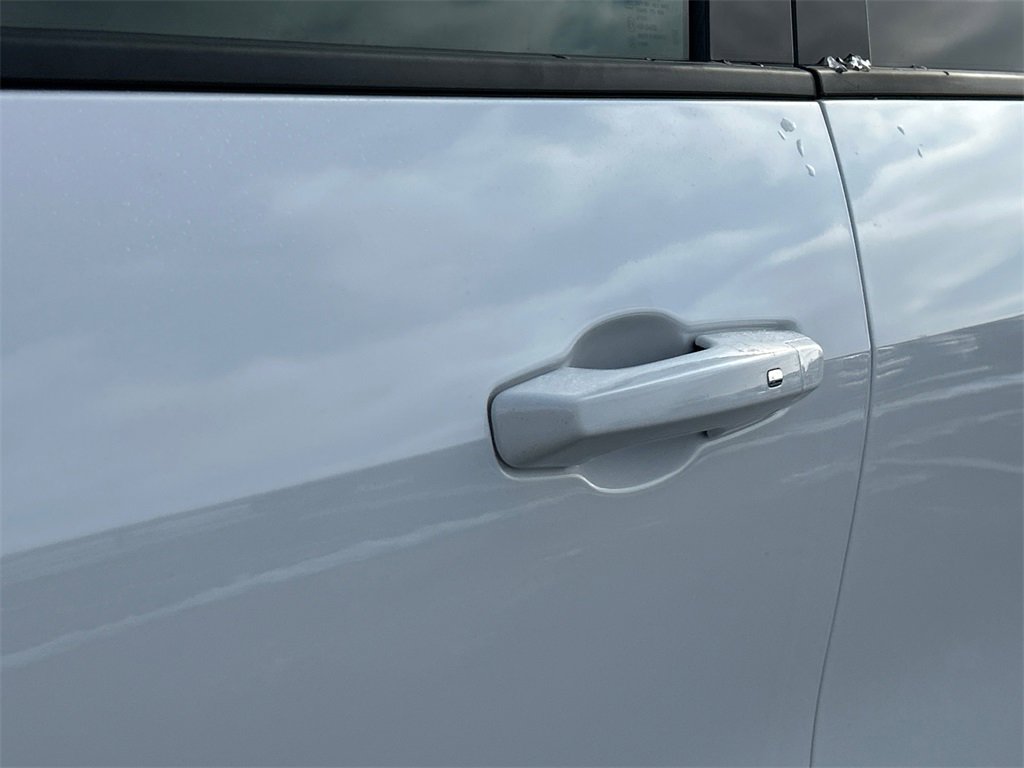 2026 GMC ACADIA - Image 12