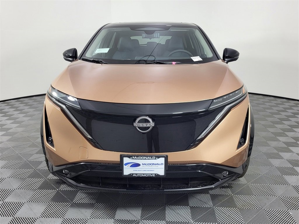 2025 Nissan ARIYA Platinum e-4ORCE photo 5