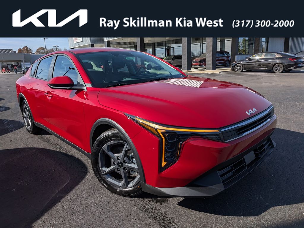 2025 Kia K4 LXS's photo