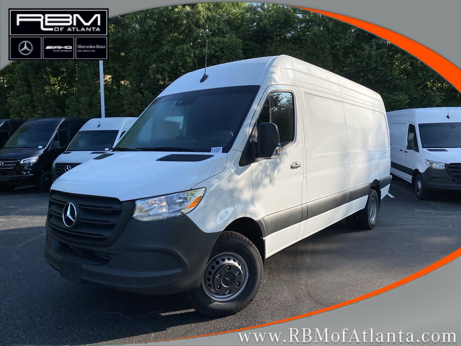 2024 Mercedes-Benz Sprinter Cargo Van Base's photo