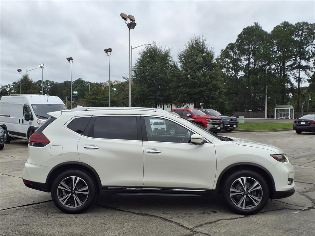 2018 Nissan Rogue SL photo 3