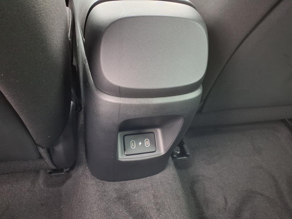 2025 Hyundai Elantra Hybrid SEL Sport photo 4