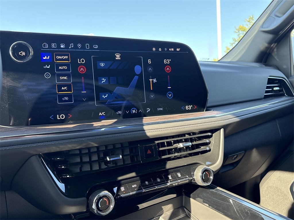 2025 Chevrolet Tahoe LS photo 16