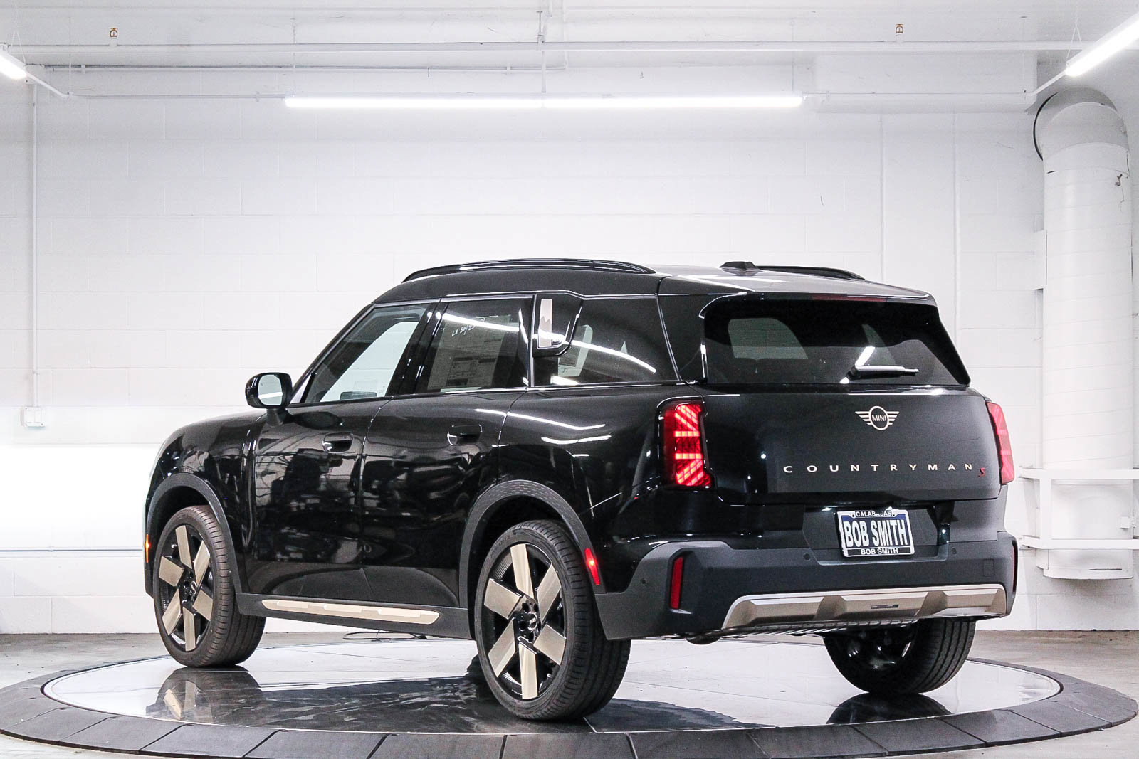 2025 Mini Countryman S ALL4 Iconic photo 4