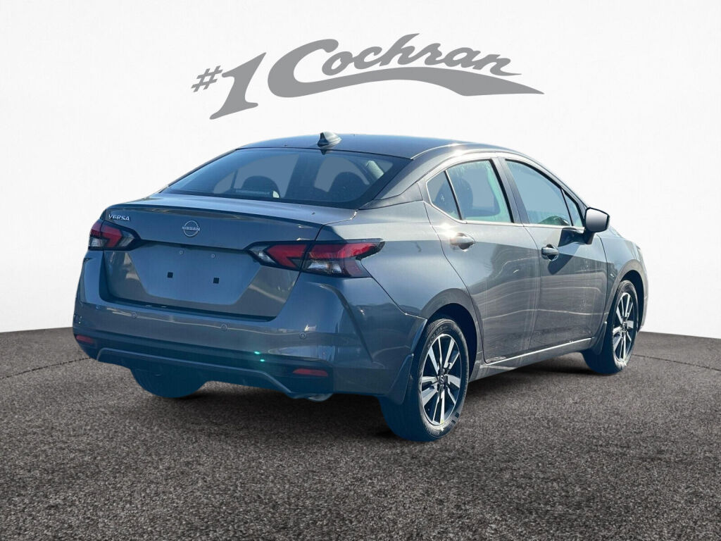 2025 Nissan Versa SV photo 4