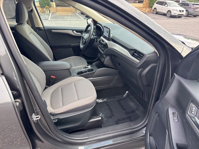 2020 Ford Escape SE photo 15