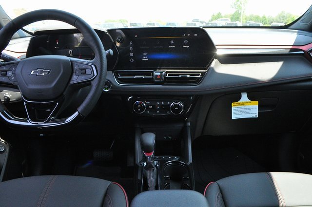 2025 Chevrolet Trailblazer RS photo 13