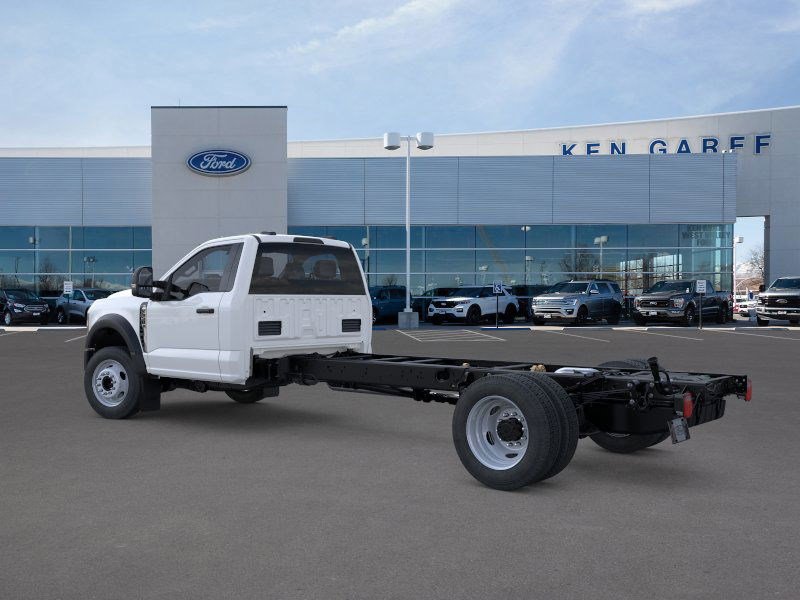 2025 Ford F-550 XL photo 4