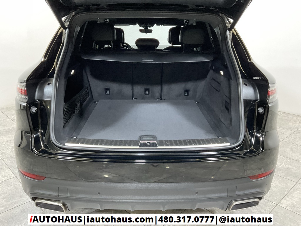 2019 Porsche Cayenne Base photo 26