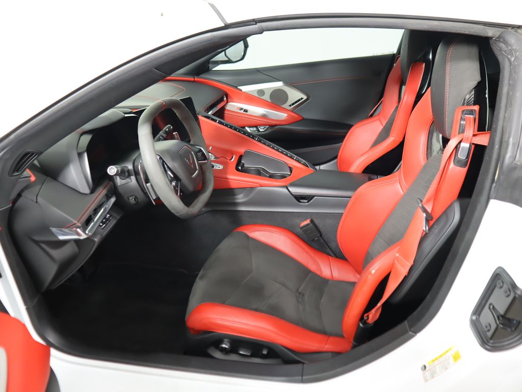 2020 Chevrolet Corvette Stingray 2LT photo 19