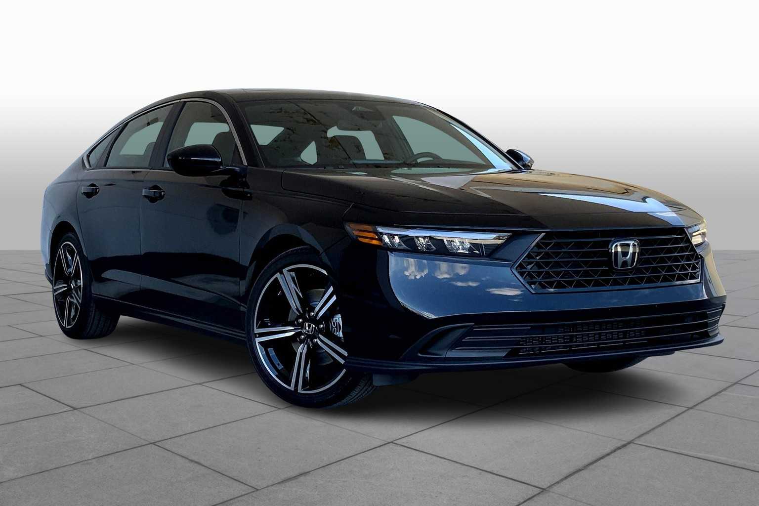 2025 Honda Accord Sport Hybrid photo 2