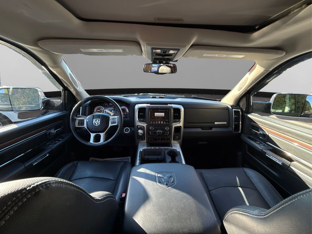 2016 Ram 1500 Laramie photo 22