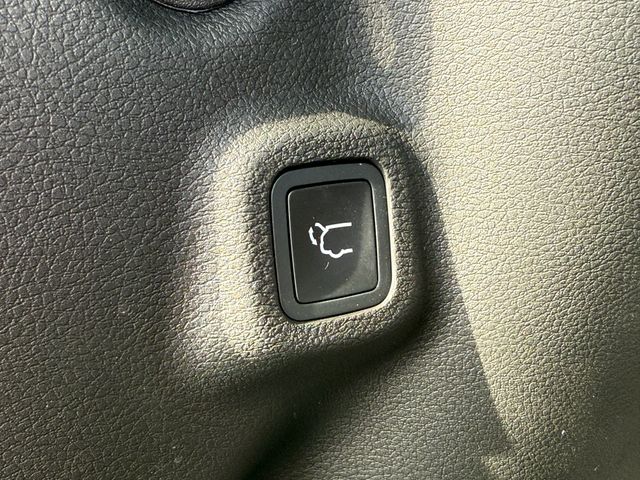 2026 Jeep Compass Latitude photo 9