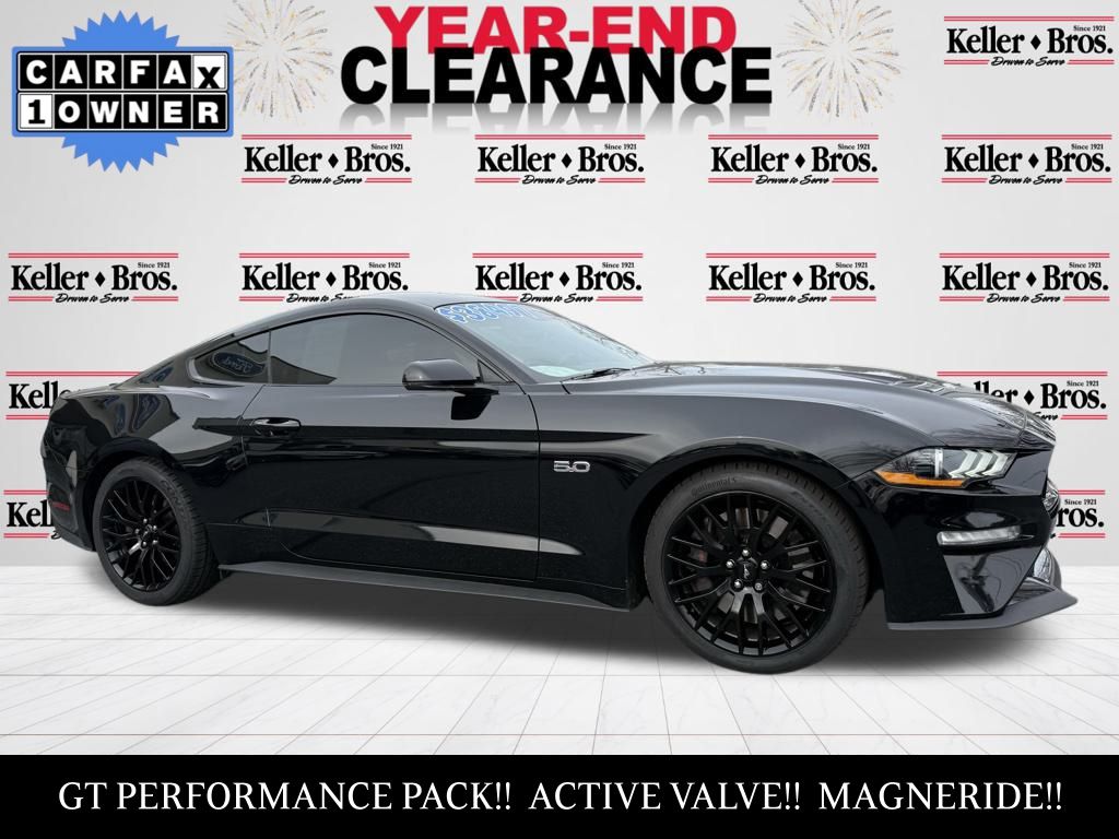 2022 Ford Mustang GT Premium's photo