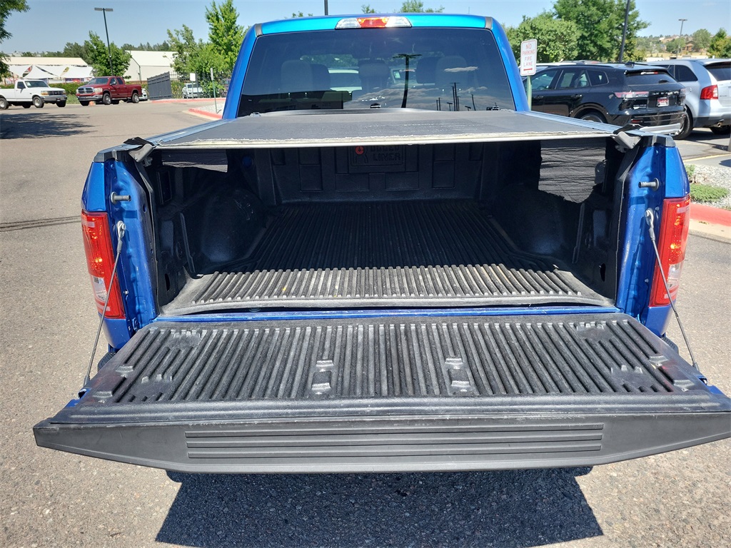2016 Ford F-150 XLT photo 20