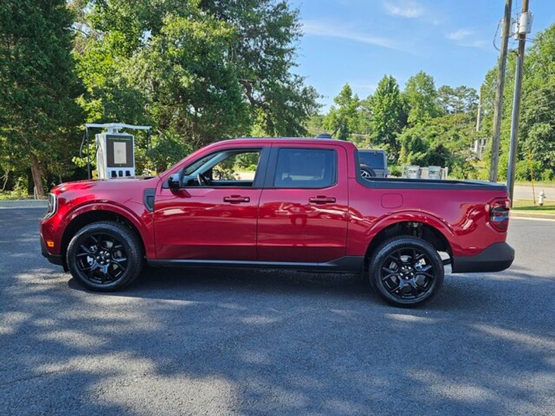 2025 Ford Maverick Lariat photo 4