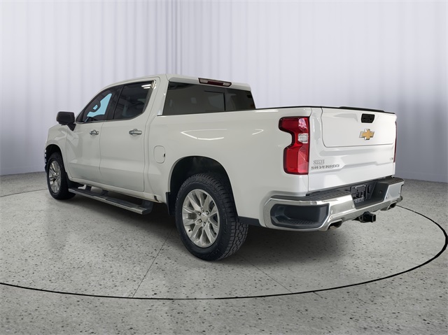 2022 Chevrolet Silverado 1500 LTZ photo 3