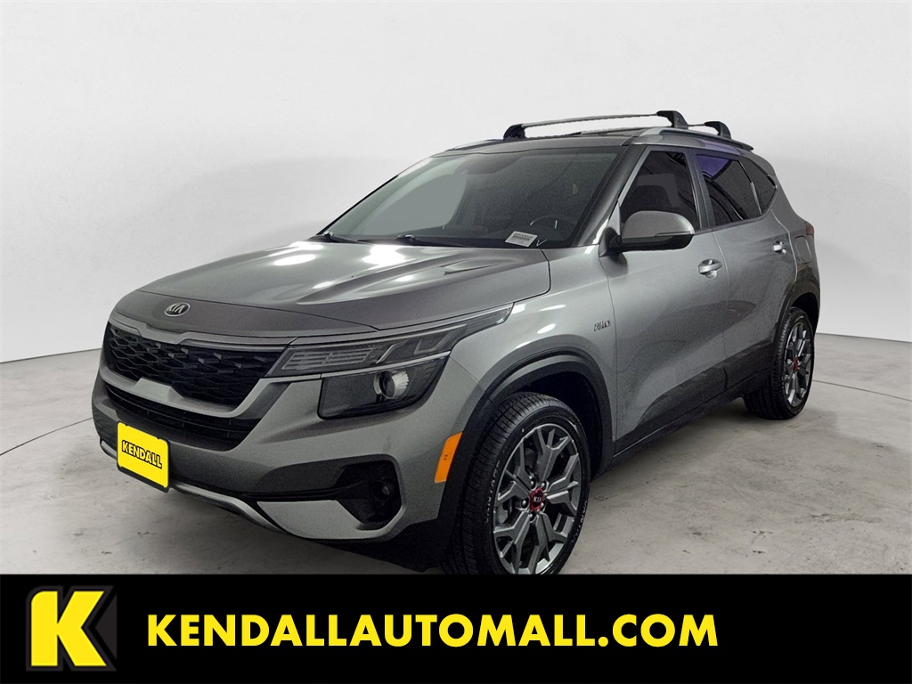 2021 Kia Seltos S's photo