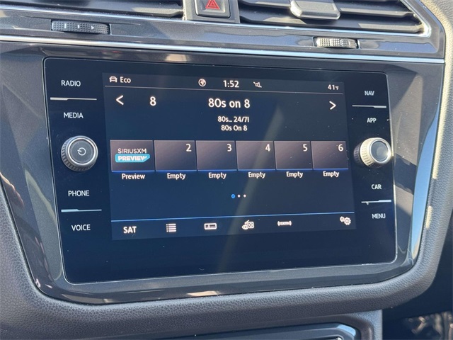 2020 Volkswagen Tiguan SEL photo 2