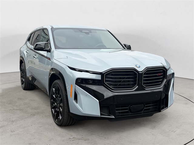 2026 BMW XM Base's photo