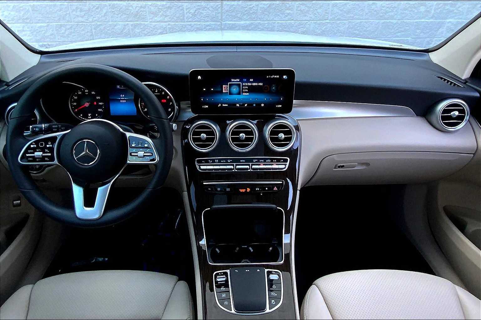 2022 Mercedes Benz GLC 300 4MATIC photo 10