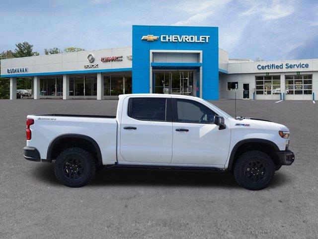 2024 Chevrolet Silverado 1500 ZR2 photo 2