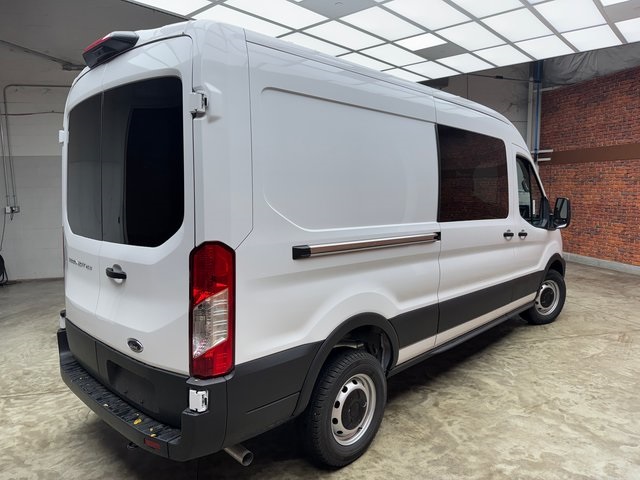 2025 Ford Transit Cargo Van photo 4
