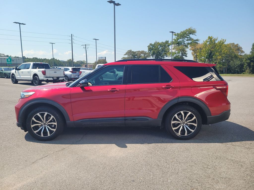 2020 Ford Explorer ST photo 6