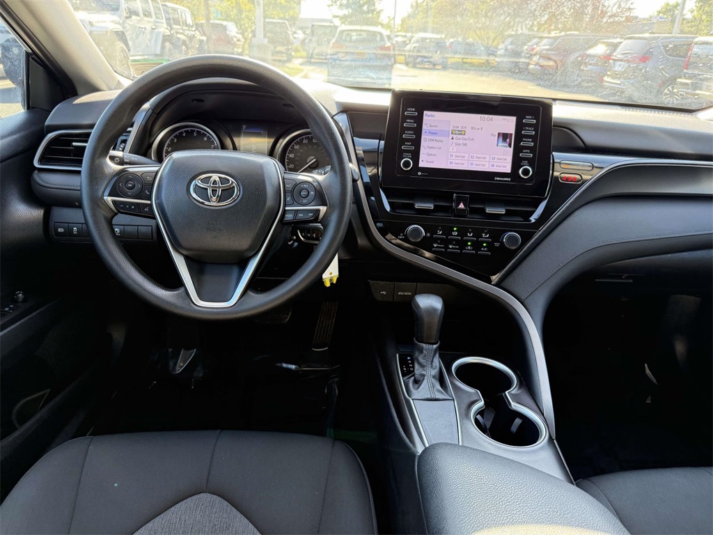 2021 Toyota Camry LE photo 15