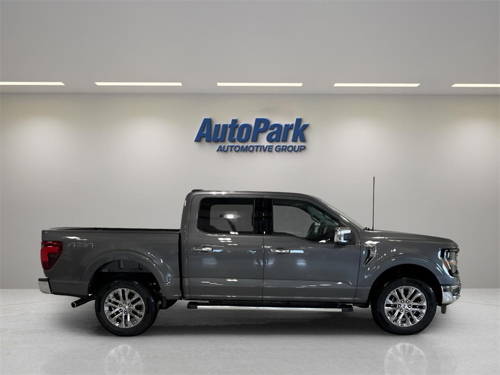 2024 Ford F-150 XLT photo 8