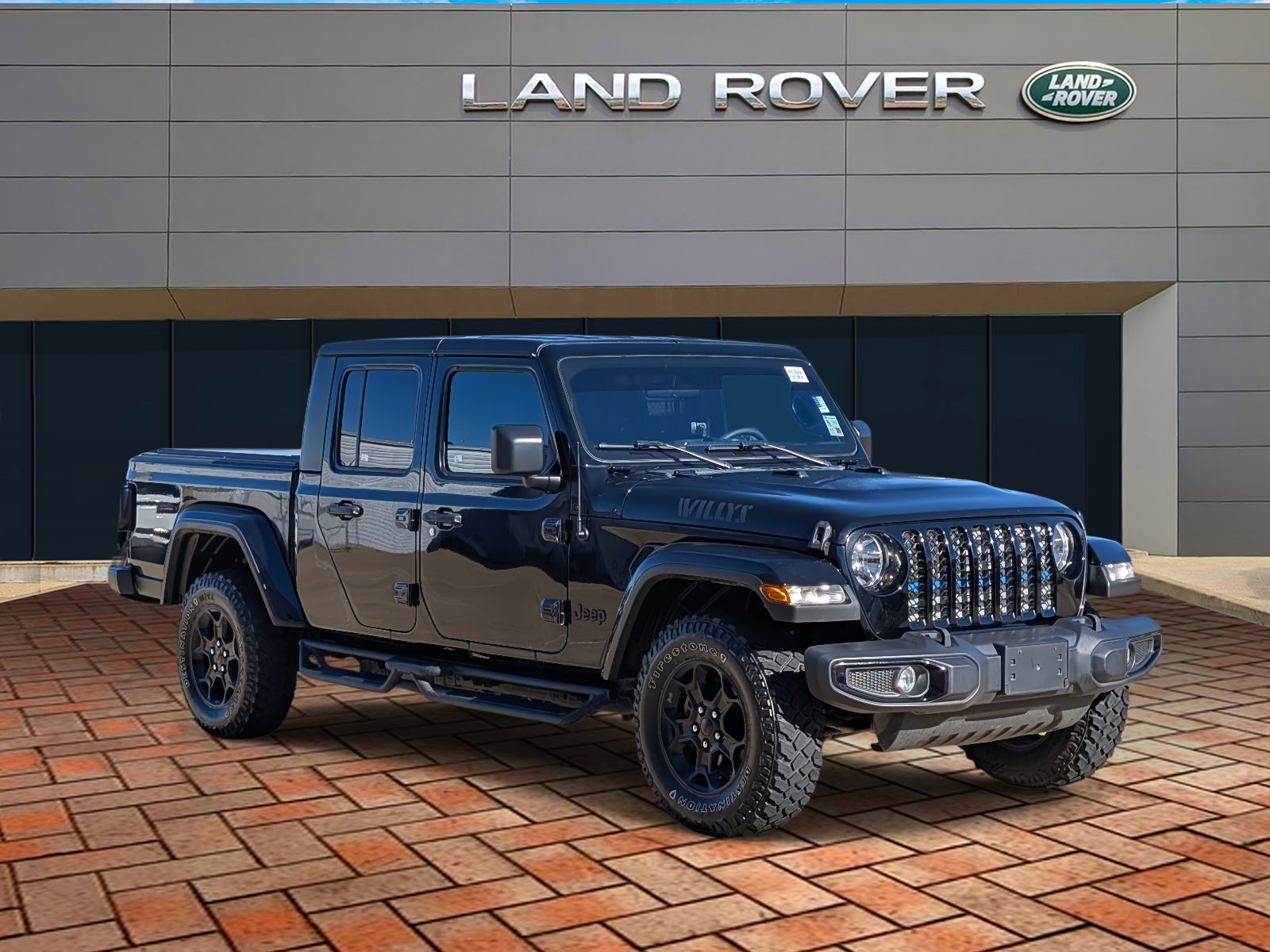 2023 Jeep Gladiator Willys photo 3