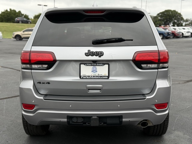 2020 Jeep Grand Cherokee Altitude photo 4