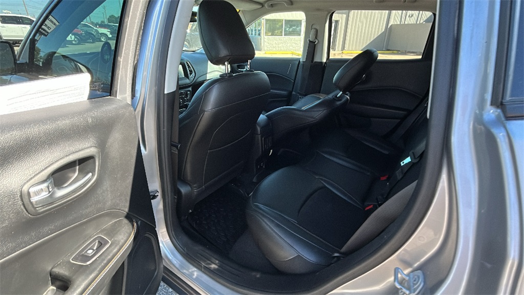 2019 Jeep Compass Latitude photo 15